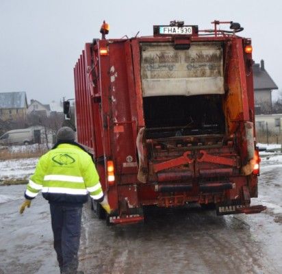Palangiškiai vis noriau ir atsakingiau rūšiuoja antrines atliekas
