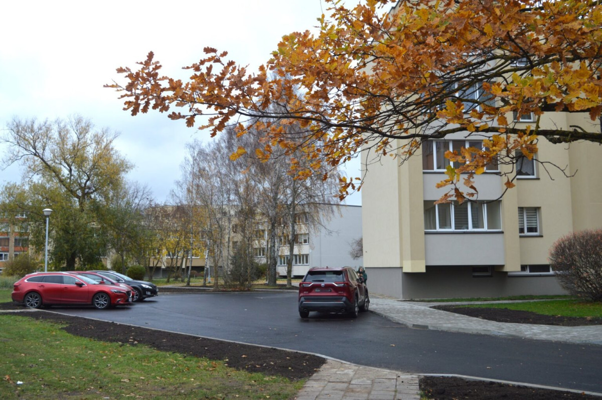 Kviečiame gyventojus teikti pasiūlymus dėl daugiabučių gyvenamųjų namų kiemų infrastruktūros gerinimo 2027 metais
