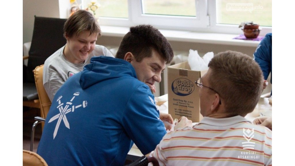 „Kuršiai“ lankėsi Palangos miesto Socialinių Paslaugų Centre