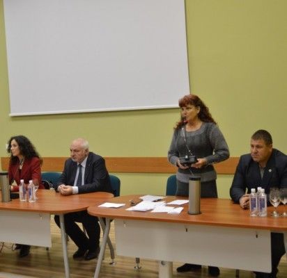 Į susitikimą su Aplinkos ministru V. Mazuroniu – pilna „Pušyno“ salė