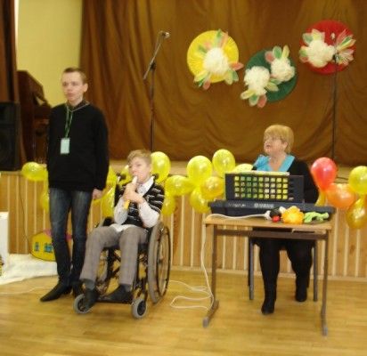 „Draugų“ klasės dainininkas Egidijus Milgedas ir muzikantas Benediktas Lekavičius sulaukė gausių aplodismentų.