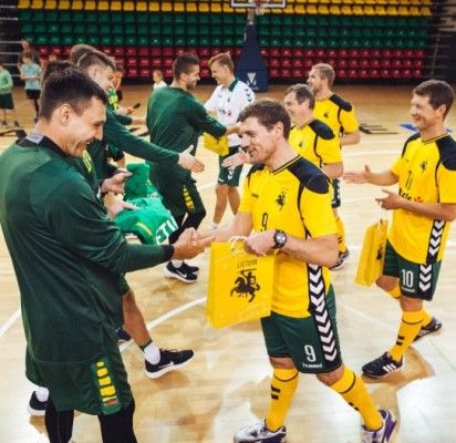 To dar nebuvo: krepšinio ir futbolo rinktinės tarpusavyje rungtyniavo Palangoje