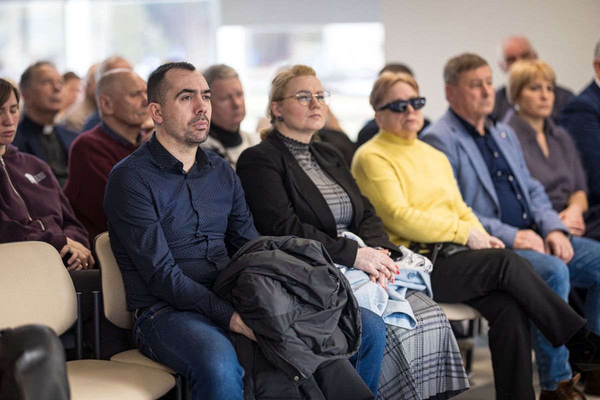 Savivaldybės meras, Tarybos nariai ir Šventosios jūrų uosto direktorius susitiko su šventojiškiais (FOTO GALERIJA)