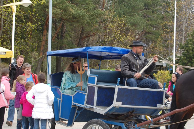 Sekmadienį Neptūnas džiugino žarstomu gintaru