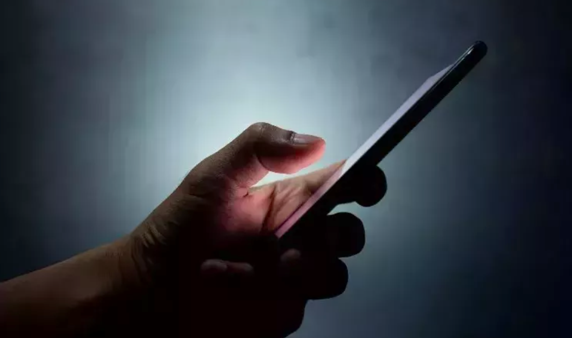 Telefoniniai sukčiai. Asociatyvi Freepik.com nuotr.