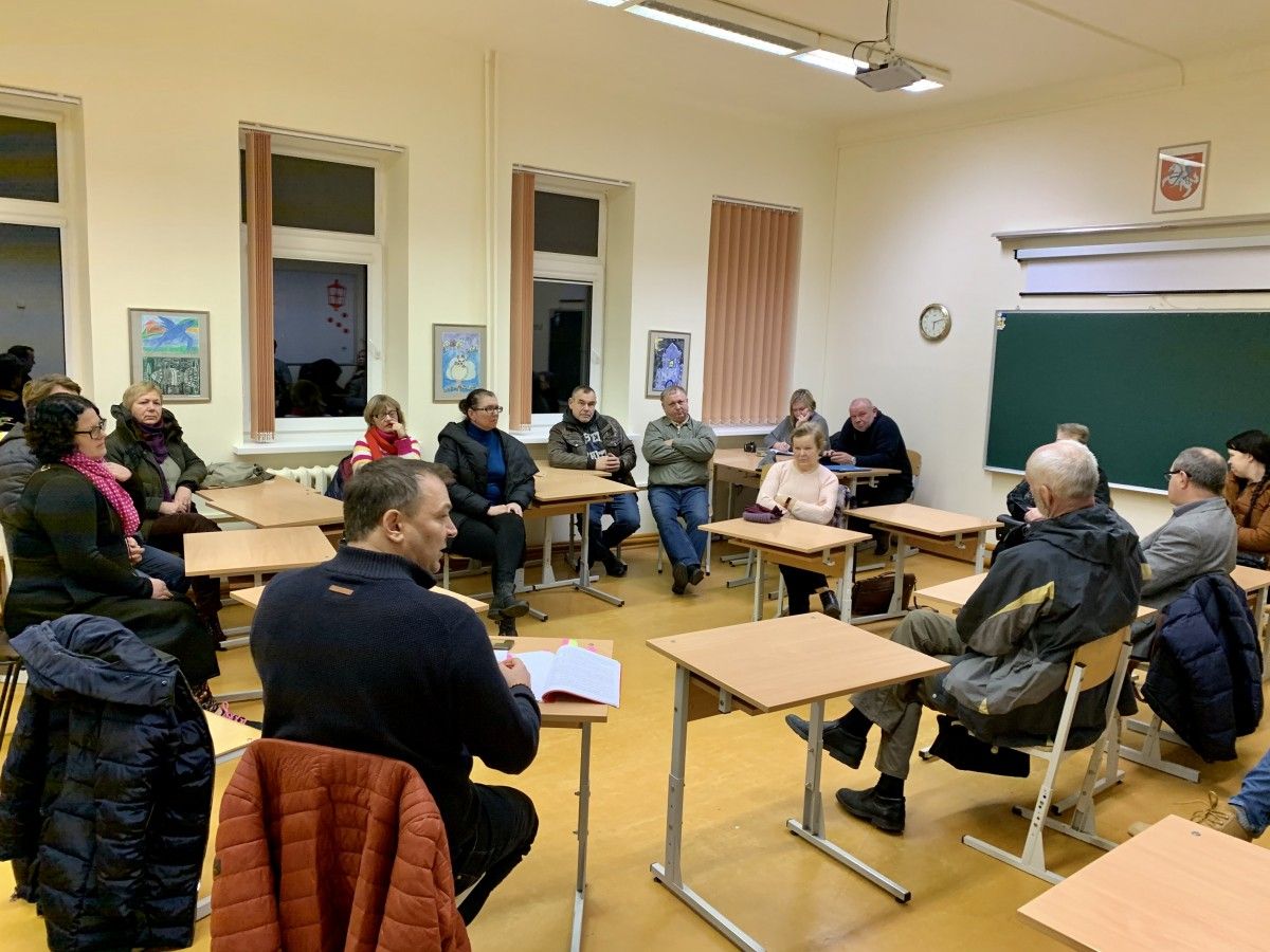 Tarybos opozicijos nariai susitiko su šventojiškiais