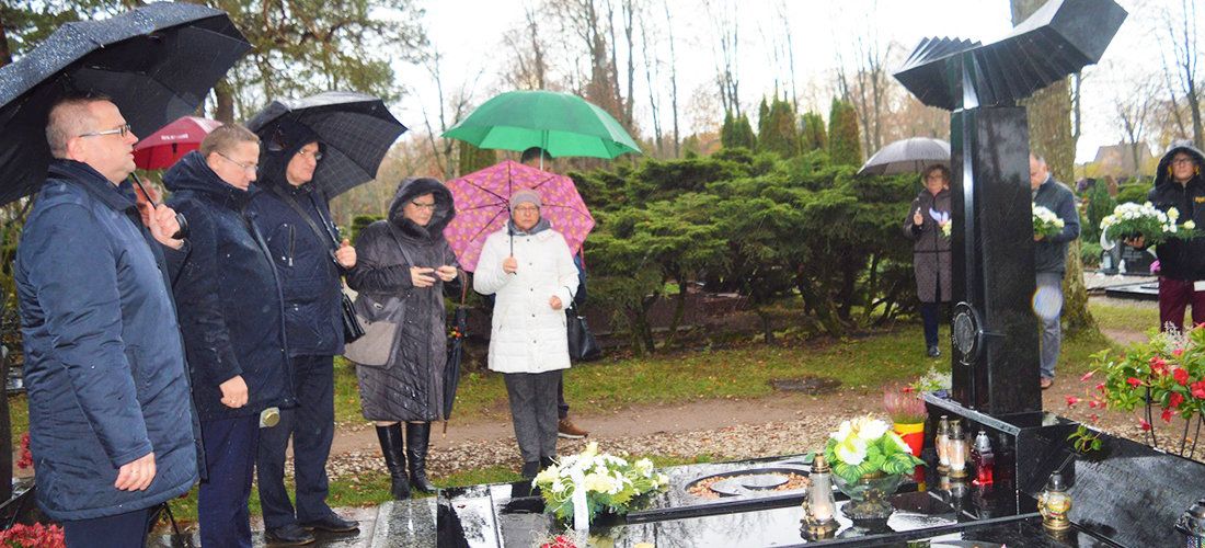 Pagerbtas į Amžinybę išėjusių Savivaldybės tarybos narių bei iškilių visuomenės veikėjų atminimas