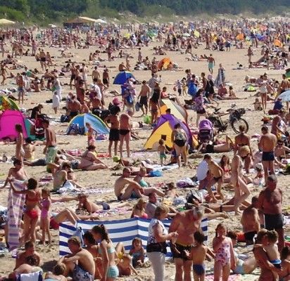Palangos gelbėtojams – darbymetis: krante „karščiau“ nei jūroje