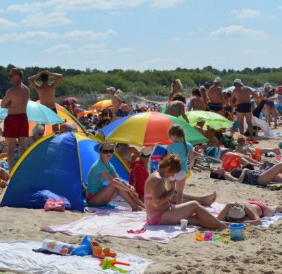 Vasaros kaip nebūta: poilsiautojų mažėjo ir dėl žvarbių orų, ir didelių kainų