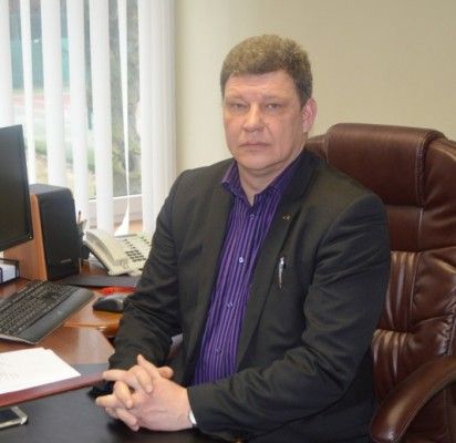 T. J. Žulkus prisiminė atostogas Ispanijoje, Tenerifėje, ir žavėjosi šio kurorto gyvenimu paplūdimyje naktį.