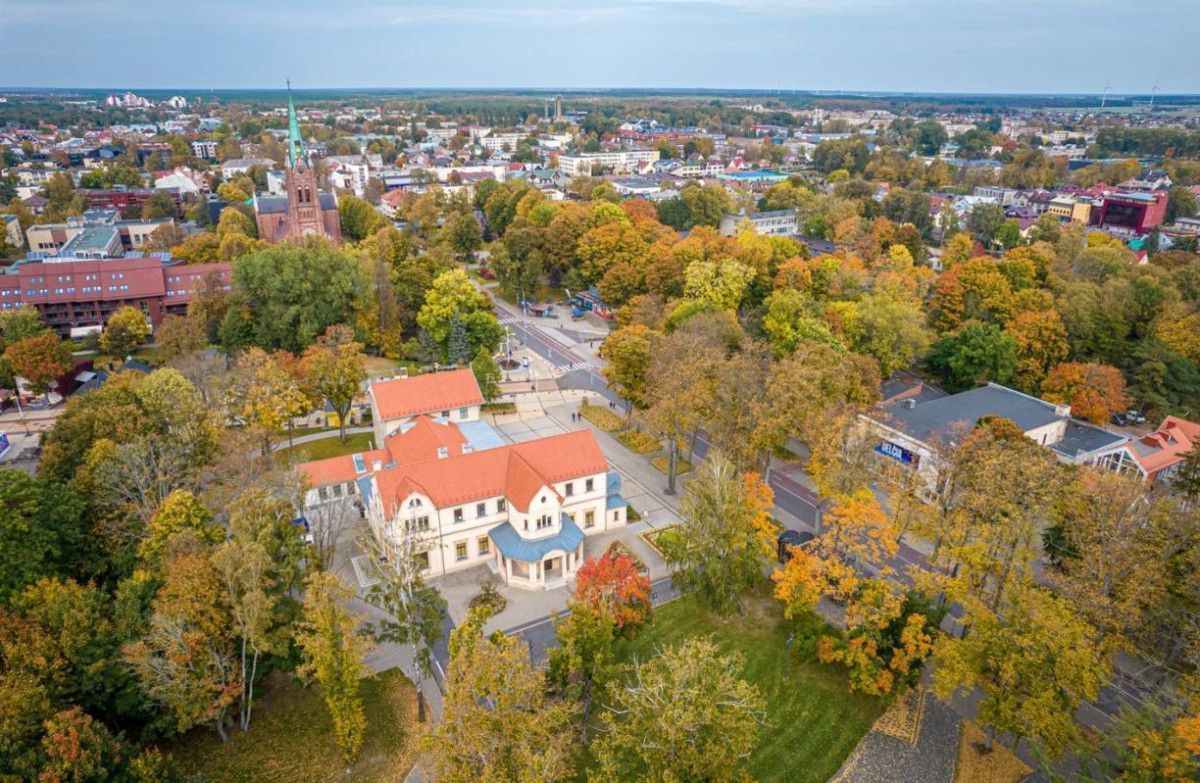 Nepaisant atstumų, jūra ir Palanga ir esant prastam orui turi savitą trauką. Kurorte lapkritį vyks nemažai kultūros renginių, o sveikatingumo centrai nuolat siūlo įvairių paslaugų paketų.