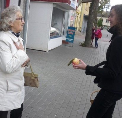 „Čia tikrai man? Ačiū...”