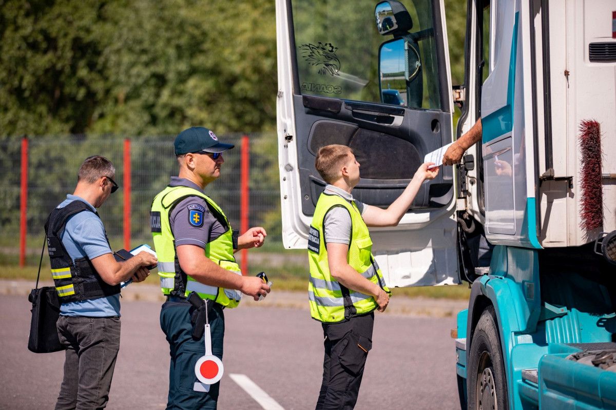 Per Europos kelių policijos tinklo ROADPOL inicijuotą prevencinę priemonę Klaipėdos apskrityje užfiksuoti 6 neblaivūs vilkikų ir autobusų vairuotojai