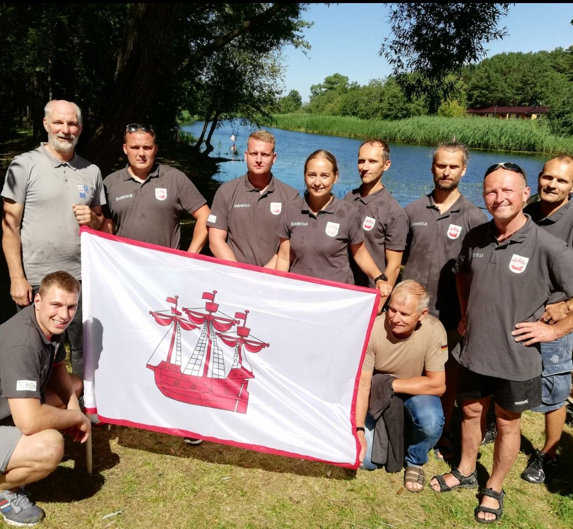 Šventosios seniūnijos įgula "Vikingų" laivelių varžybose liko po nugalėtojų