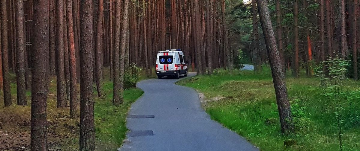 Eismo nelaimių virtinė pajūryje: nukentėjo paspirtukininkai ar jų kliudyti pėstieji, žuvo dviratininkas