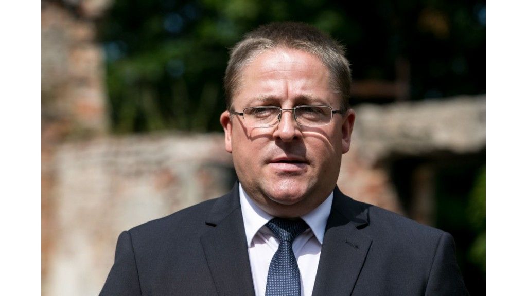 Palangos meras Šarūnas Vaitkus: „Siekiant išvengti chaoso, naktiniai ministro sprendimai turi būti atidėti keletui dienų“