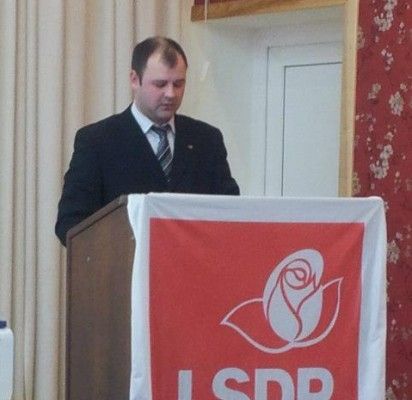 40 balsų įveikęs konkurentą, antrai kadencijai buvo perrinktas D. Paluckas.