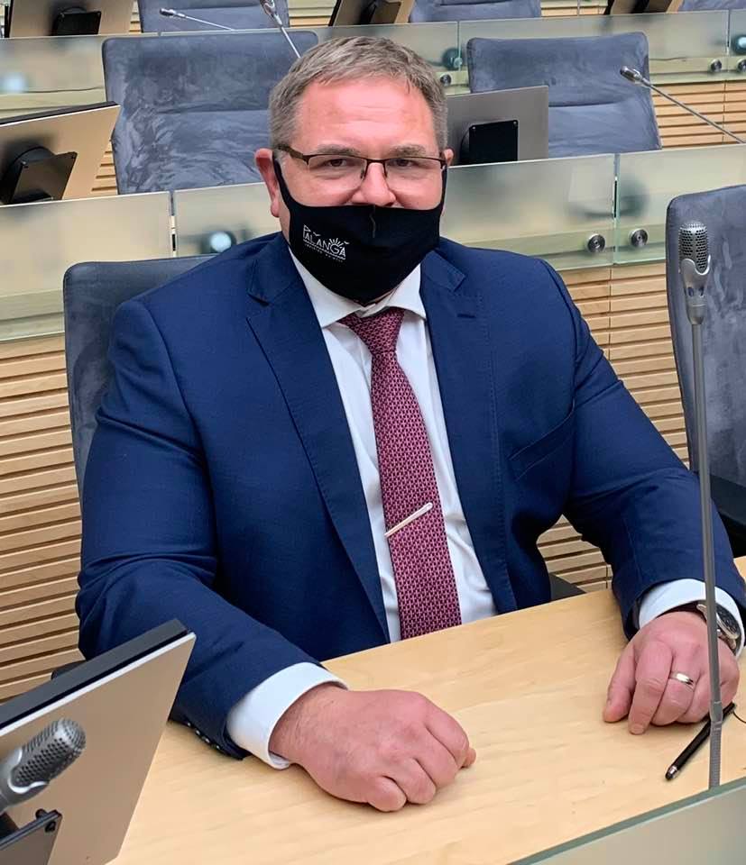 Seimo narys Mindaugas Skritulskas: „Rinkėjai į mane jau kreipėsi įvairiais klausimais: nuo elektros tiekėjų pasirinkimo iki infrastruktūros problemų Slengiuose“