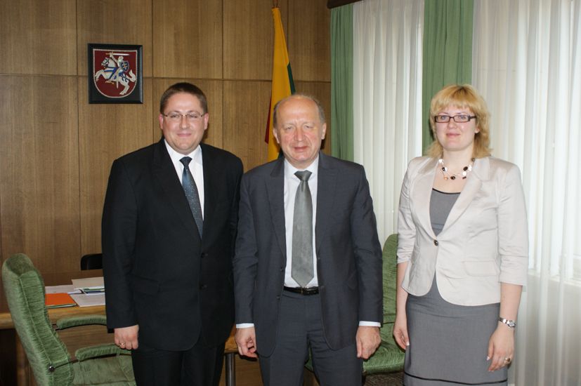 Meras Š. Vaitkus ir administracijos direktorė A. Kilijonienė lankėsi Vilniuje