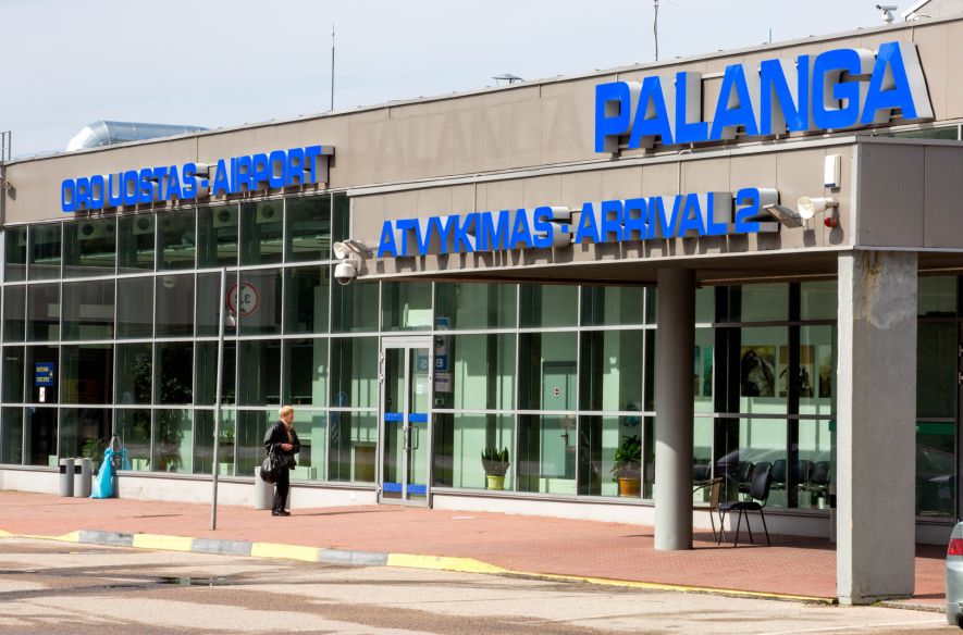 Vyriausybė blokuoja kinų įrangos diegimą Lietuvos oro uostuose, Palangos – taip pat