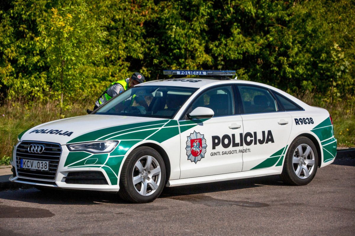Įkliuvo paspirtukus bei dviračius išsinuomodavęs ir pasisavindavęs vyras