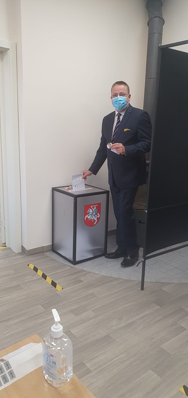 Meras Šarūnas Vaitkus Seimo rinkimuose balsavo prieš pasveikindamas mokytojus su profesine diena
