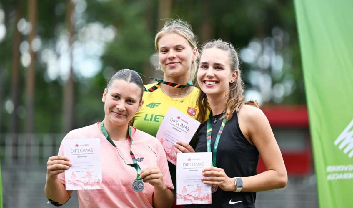 Erikas Suchanovas Baltijos šalių jaunimo U20 čempionate šuolio į aukštį rungtyje buvo pirmas