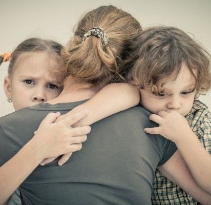 „Vaikai visada turi būti neįkyraus tėvų dėmesio centre“