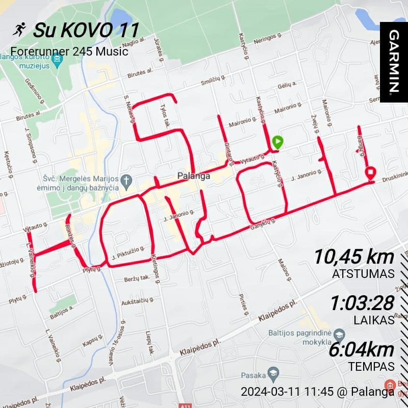 Miesto gatvėmis nubėgęs 10 km 450 metrų, kuklus palangiškis verslininkas pasidovanojo ypatingą Kovo 11-ąją – šventinės datos raižinį Palangos žemėlapy
