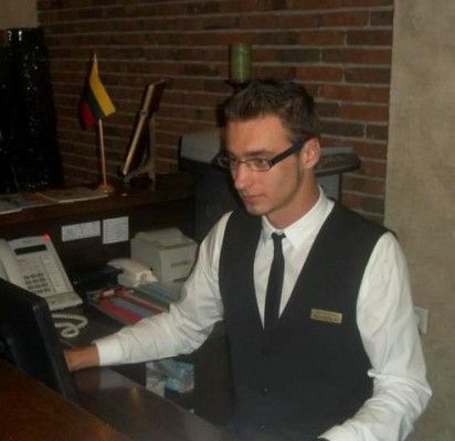 Registratūros administratorius Vadystav Biriukov pasakojo, jog rudens su vasarą nėra ko lyginti. „Ruduo labai nykus, bet tikrai nesėdime be darbo“, – sakė jis.