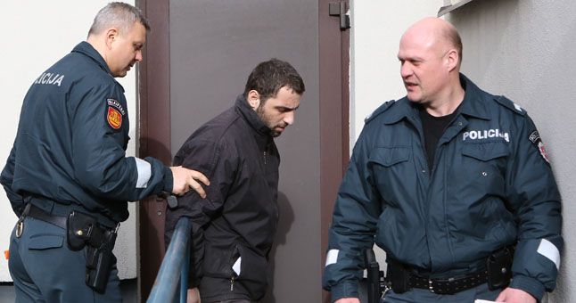Teismas, įvertinęs nusikaltimo sunkumą ir aplinkybes, penktadienį leido Giuramą L. laikinai suimti trims mėnesiams. Ve.lt nuotr.