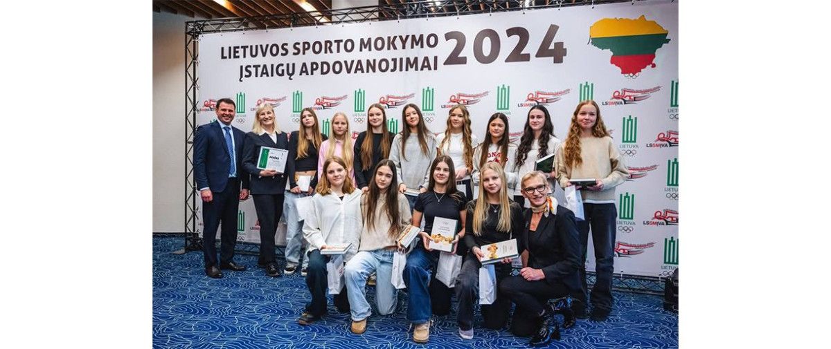 Palangos SC U15 mergaičių tinklinio komanda iškovojo prestižinį apdovanojimą Lietuvos sporto mokymo įstaigų apdovanojimuose 2024