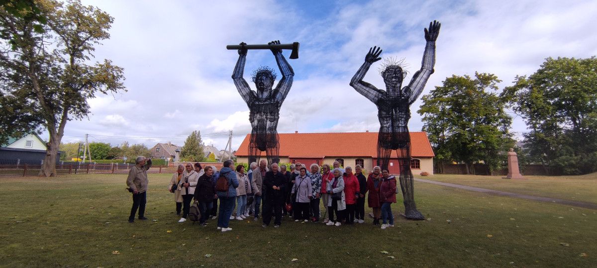 Pensininkų bendrija ,,Bočiai” aplankė Jurbarką ir jo apylinkes