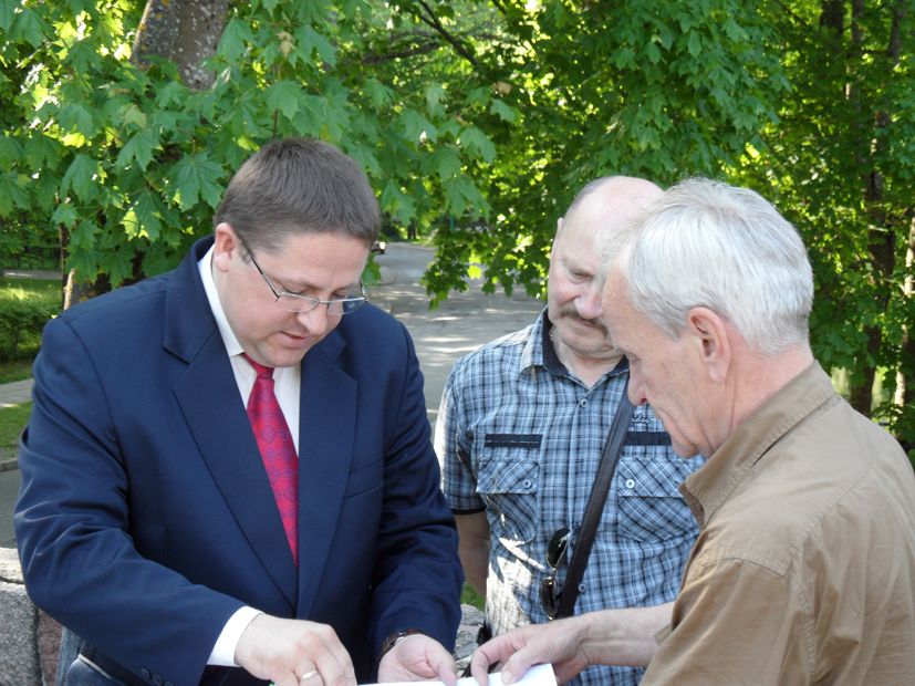 Akibrokštas merui Meilės alėjoje: rangovas siekia šykštauti