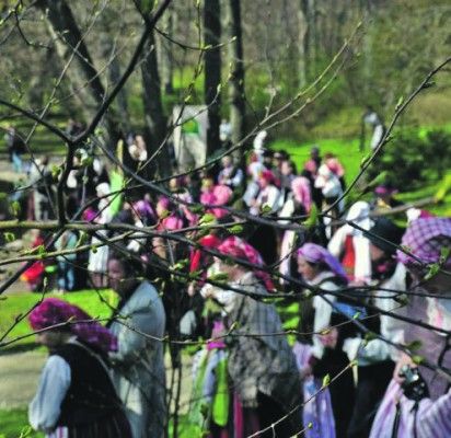Geriausi folkloro kolektyvai Palangoje ieškos Šv. Jurgio raktų