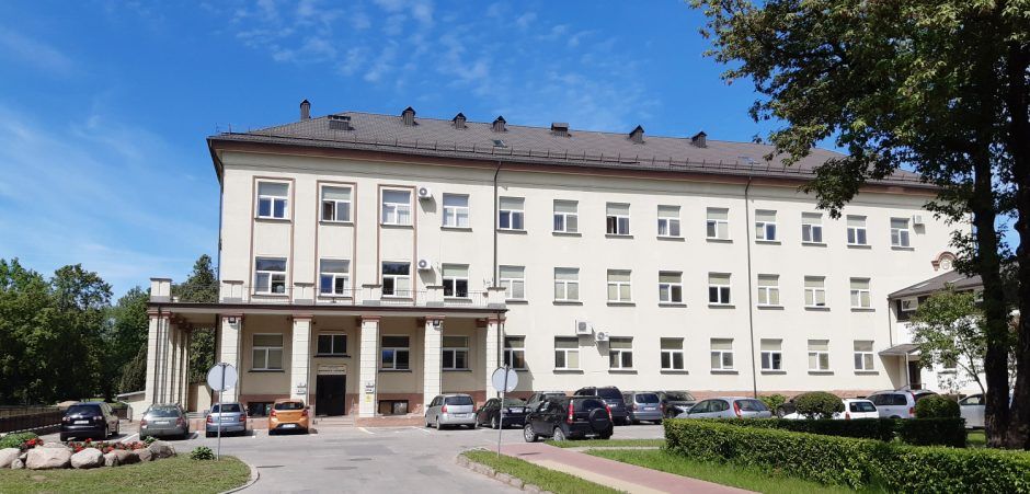 Kretingos ligoninės Ambulatoriniame konsultaciniame skyriuje KOVO mėnesį laisvų talonų yra pas gydytojus specialistus: