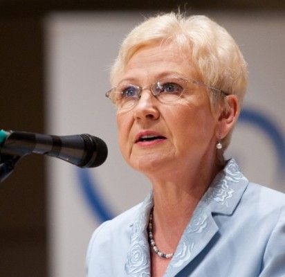 „Dvejų kartų tandemui – P. Žeimiui ir Š. Vaitkui – aš priskirčiau liūto dalį nuopelnų, kodėl kurortas per pusantrų metų neatpažįstamai pasikeitė“, – „Palangos tiltui“ sakė Seimo pirmininkė Irena Degutienė.