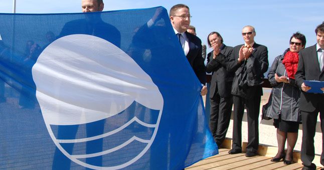 Palangos Birutės parko paplūdimiui – aukščiausią kokybę liudijanti Mėlynoji vėliava