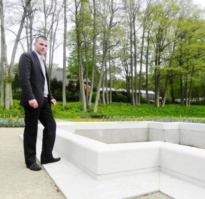 Palikęs neužbaigtų darbų rangovas dingo kaip į vandenį