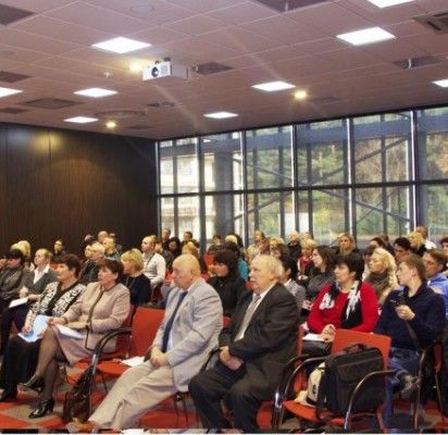 Ketvirtadienį viešbučio „Vanagupė“ konferencijų salėje Palangos VMVT organizavo seminarą viešojo maitinimo įmonių vadovams dėl nuo lapkričio pirmosios prasidėsiančio jų įmonių reitingavimo.