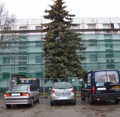 Renovacija: ketvirta para su balomis butuose, be elektros ir miego