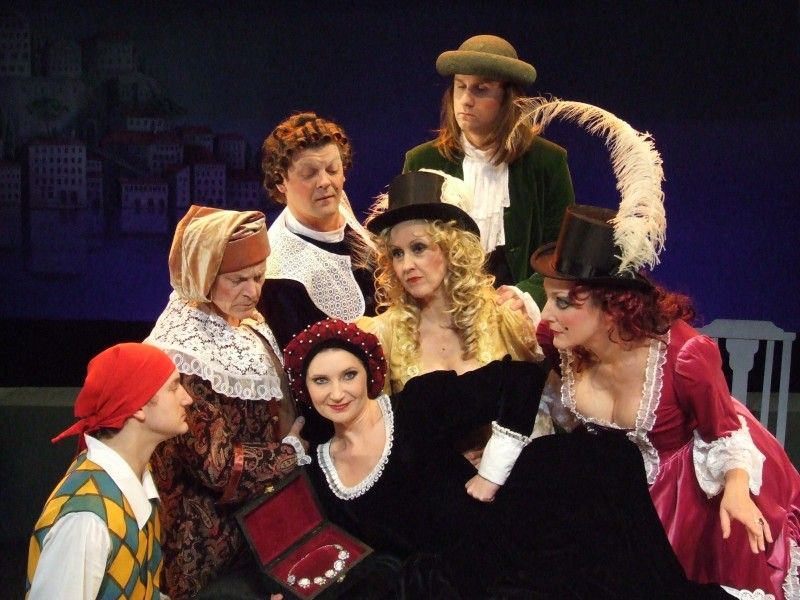 Valstybinis Šiaulių dramos teatras kviečia į spektaklius Palangoje