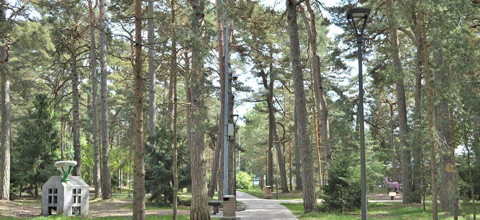 Pasakų parkas vakarais tapo dar šviesesnis ir jaukesnis