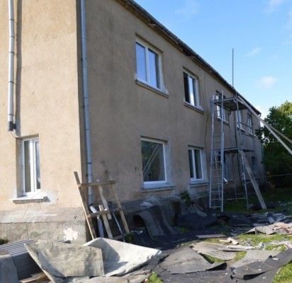Tragedija Vilimiškės gatvėje: apšaudyti policininkai, žuvęs vyriškis, sprogimo bangos apgadintas namas