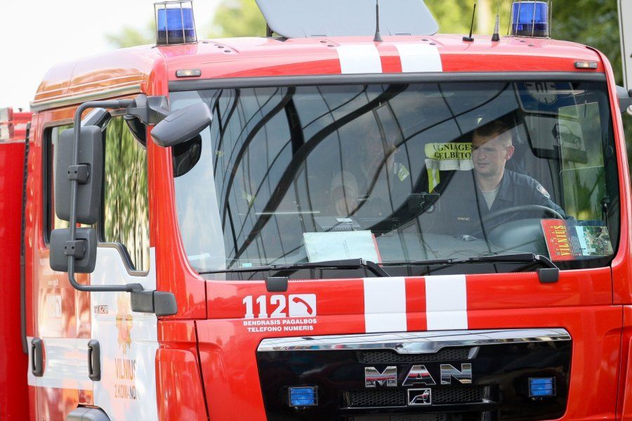 Palangoje, Lydekų gatvėje degė gyvenamasis namas