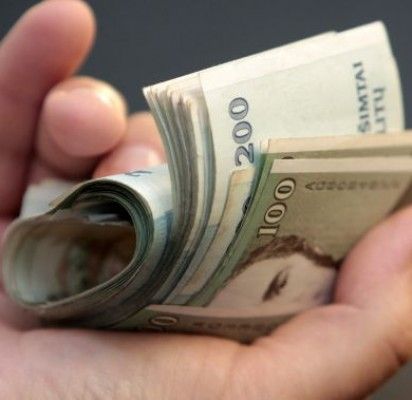 Įgyvendinus KT sprendimą Palangos vadovai gaus 300 Lt didesnes algas