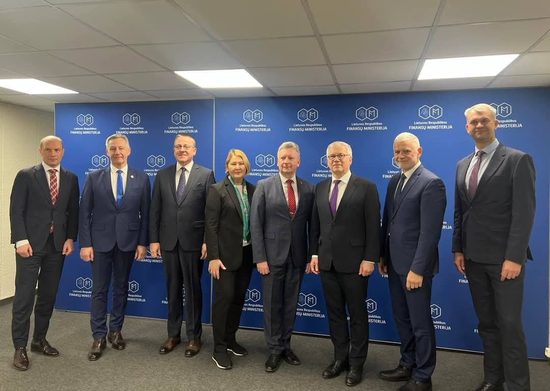 Meras Šarūnas Vaitkus Vilniuje susitiko su Finansų ministru Rimantu Šadžiumi bei Švietimo mokslo ir sporto ministre Raminta Popoviene