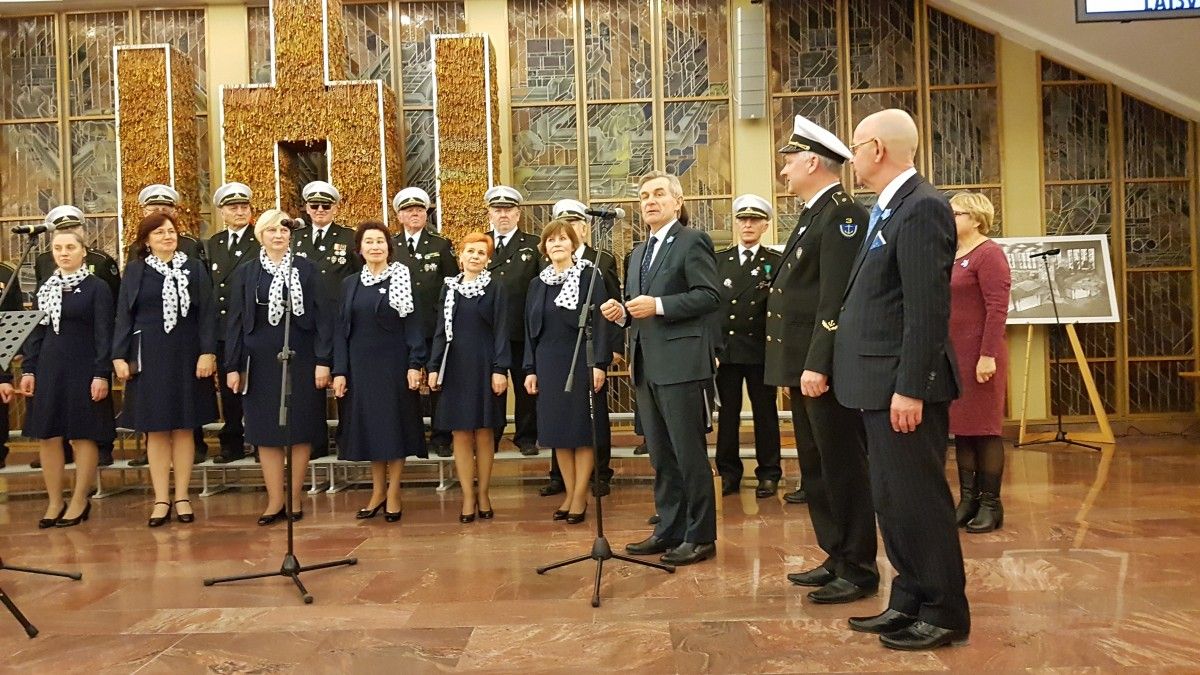 Pasveikinti atvykusiųjų atskubėjo Seimo pirmininkas Viktoras Pranckietis.