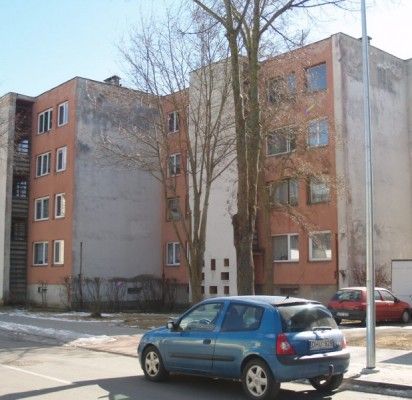 Dvidešimties butų namo atnaujinimas kainuos 630 tūkst. 586 Lt – tokią kainą pateikė konkursą laimėjusi bendrovė „Pamario statyba“.
