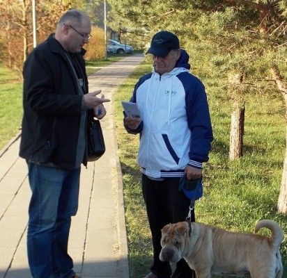 Prevencinės akcijos metu šunų augintojams primintos Gyvūnų laikymo taisyklės